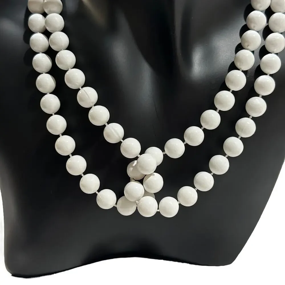 White Double Strand Beaded Necklace - Picture 3 of 4